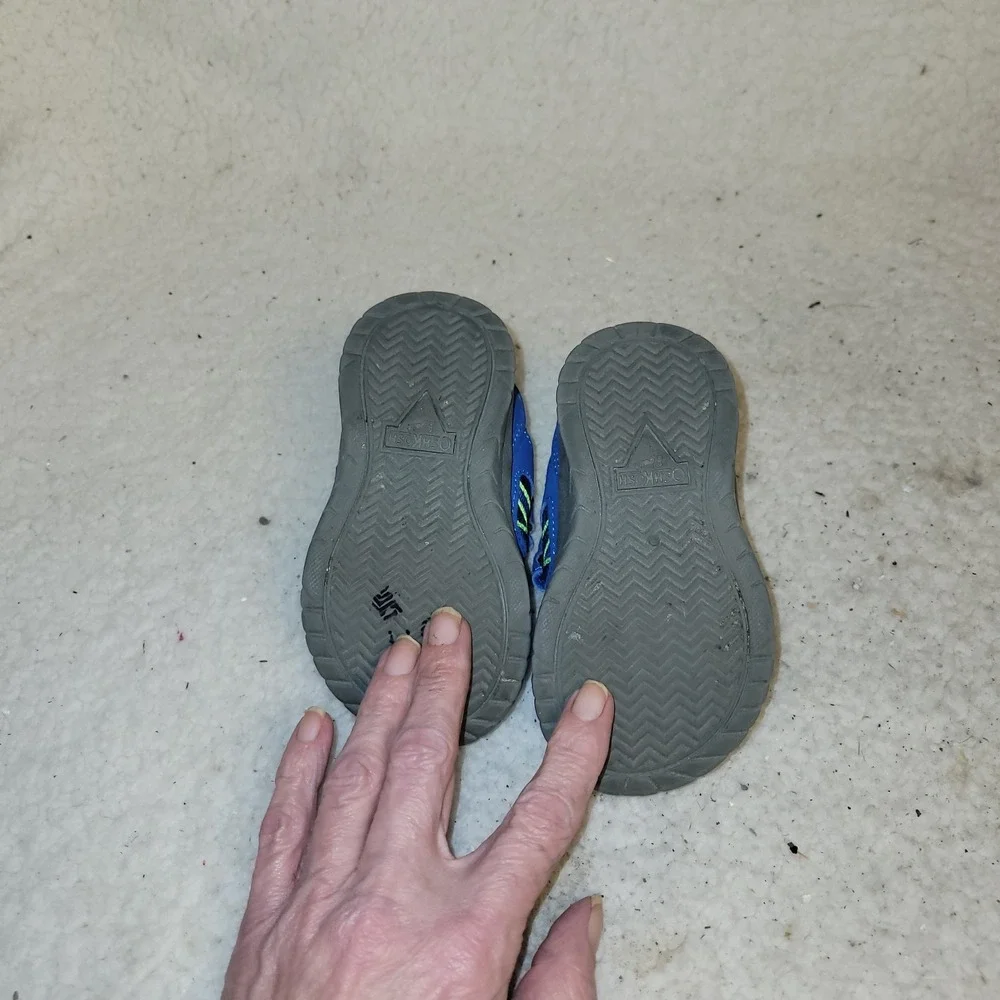 OshKosh B'gosh Toddler Water Shoes‎ Blue Green Hook Loop Size 5 EU 20